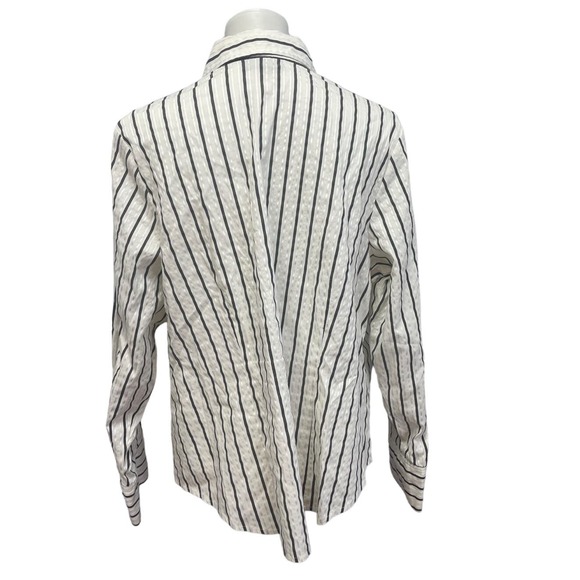 Alfani Essentials Woman Plus Size 18W Long Sleeve Button Down Stretch Cotton Top - Picture 3 of 4